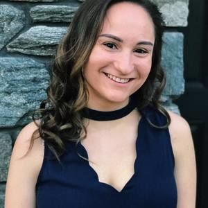 Meet your Posher, Evelyn